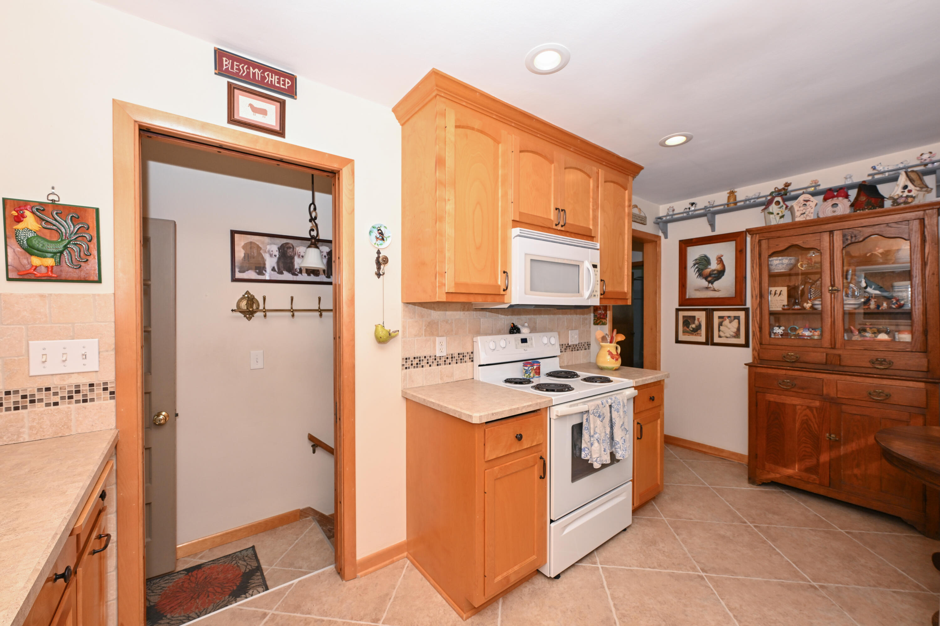 N3834 Liberty Street Sullivan, WI 53178 - Photo 5 of 30 Kitchen