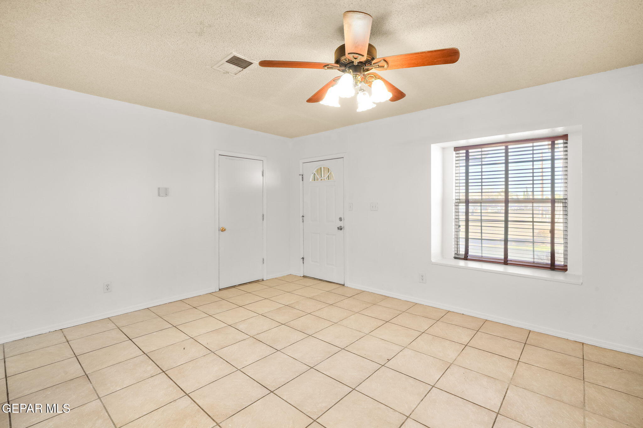3324 Harkis Road El Paso, TX 79936 - Photo 7 of 25 3324 Harkis Rd-7