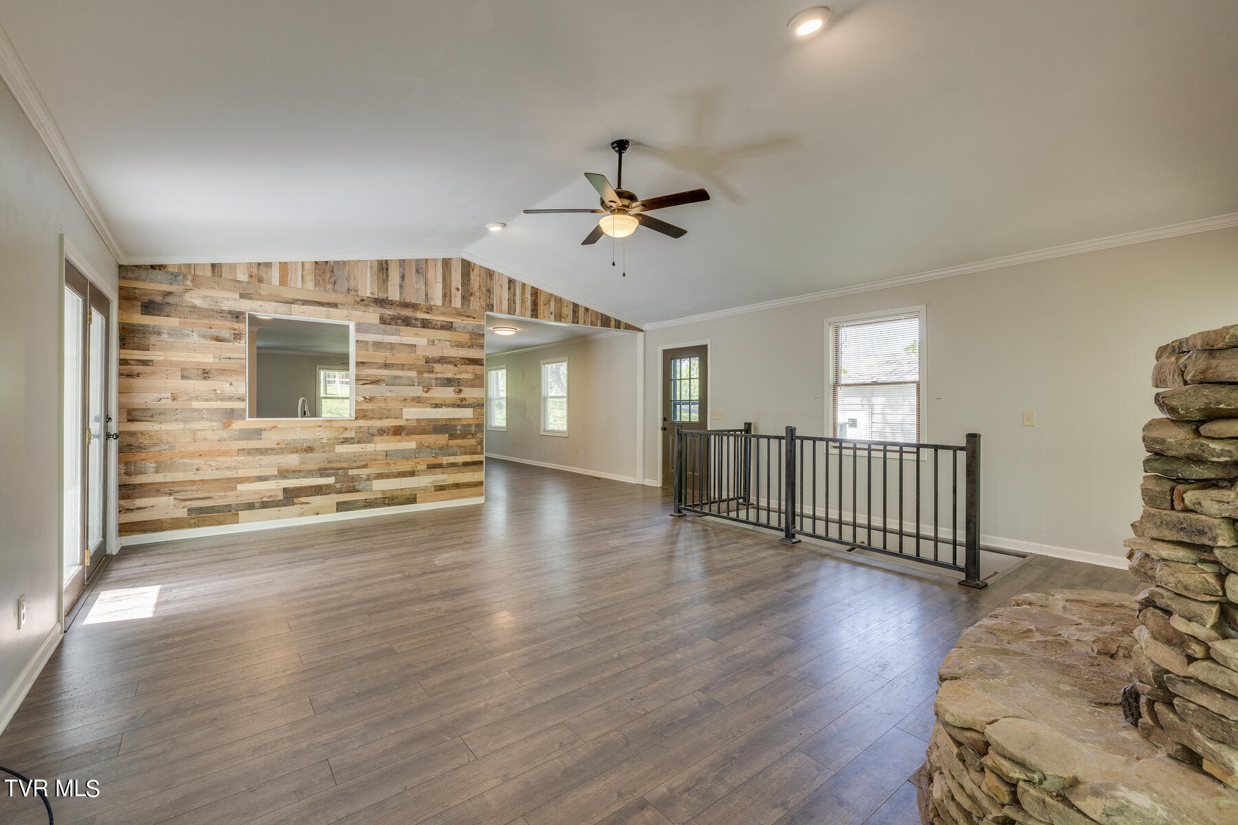 405 Ridgecrest Road Jonesborough, TN 37659 - Photo 16 of 35 016