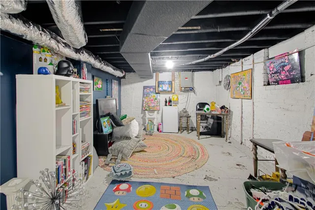 $285,000 | 3419 Central Street, Kansas City, MO 64111