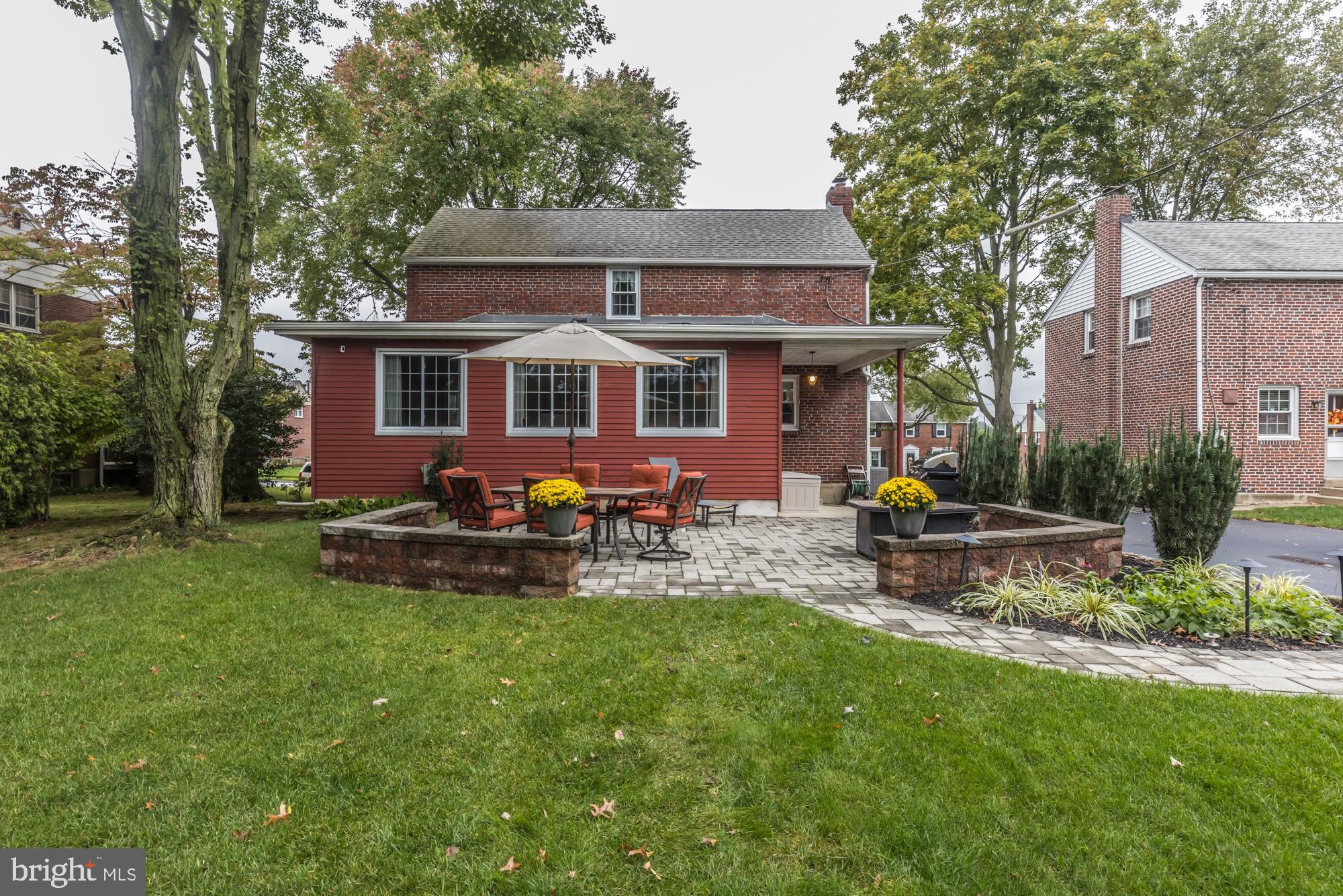 319 Gibbons Road Springfield, PA 19064 - Photo 2 of 40 Exterior Rear