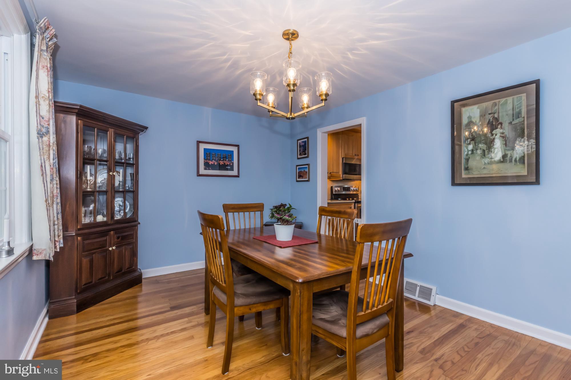 319 Gibbons Road Springfield, PA 19064 - Photo 13 of 40 Dining Room