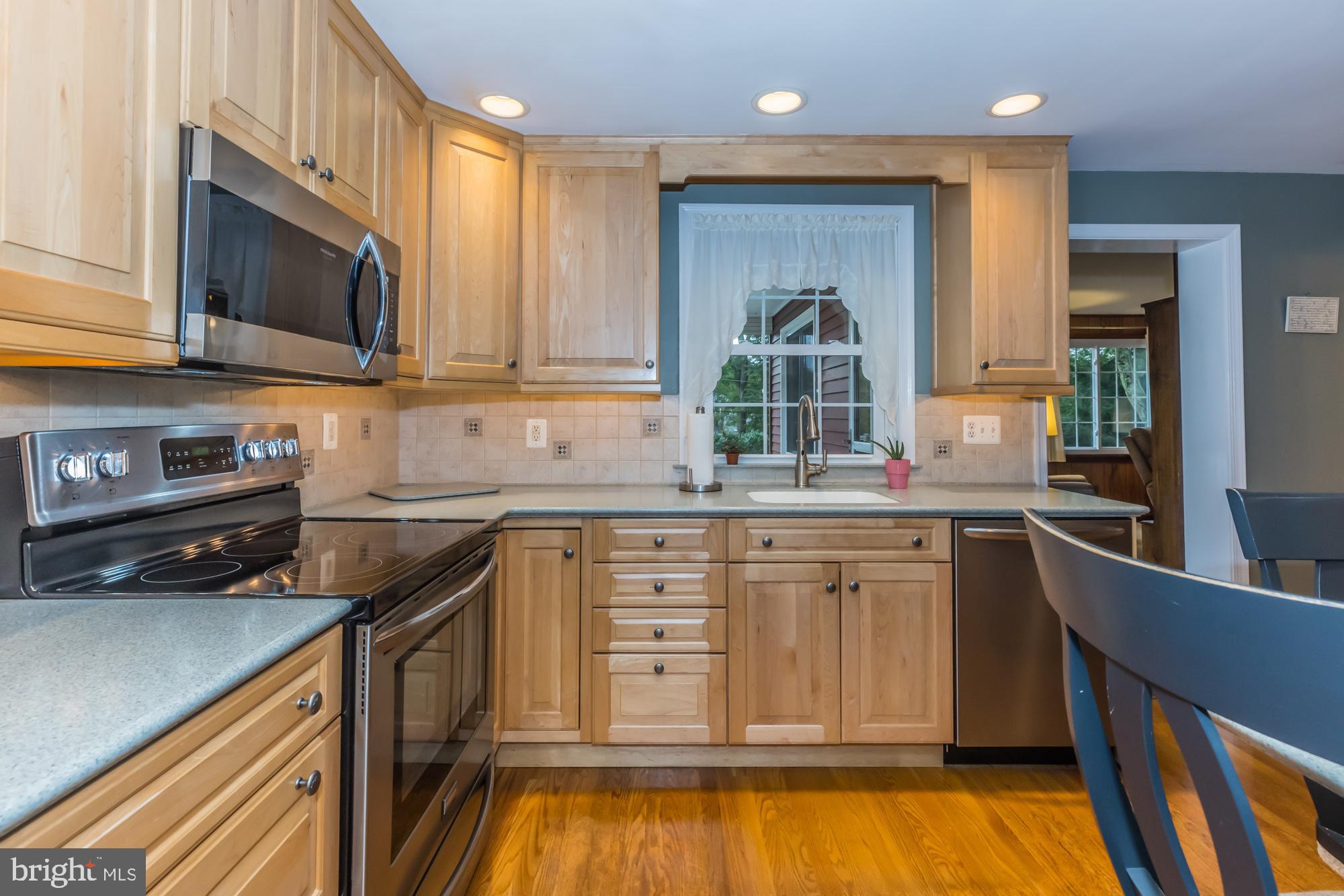 319 Gibbons Road Springfield, PA 19064 - Photo 20 of 40 Kitchen