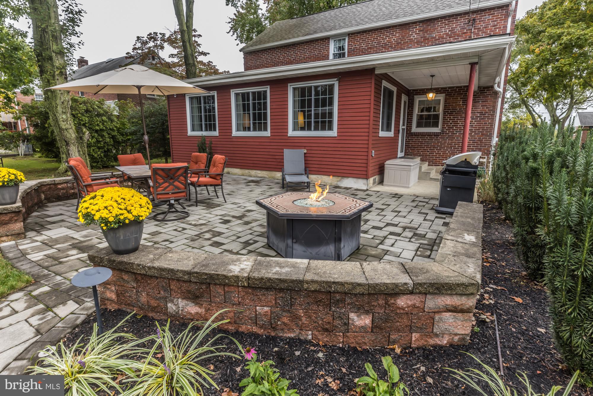 319 Gibbons Road Springfield, PA 19064 - Photo 3 of 40 Handsome patio