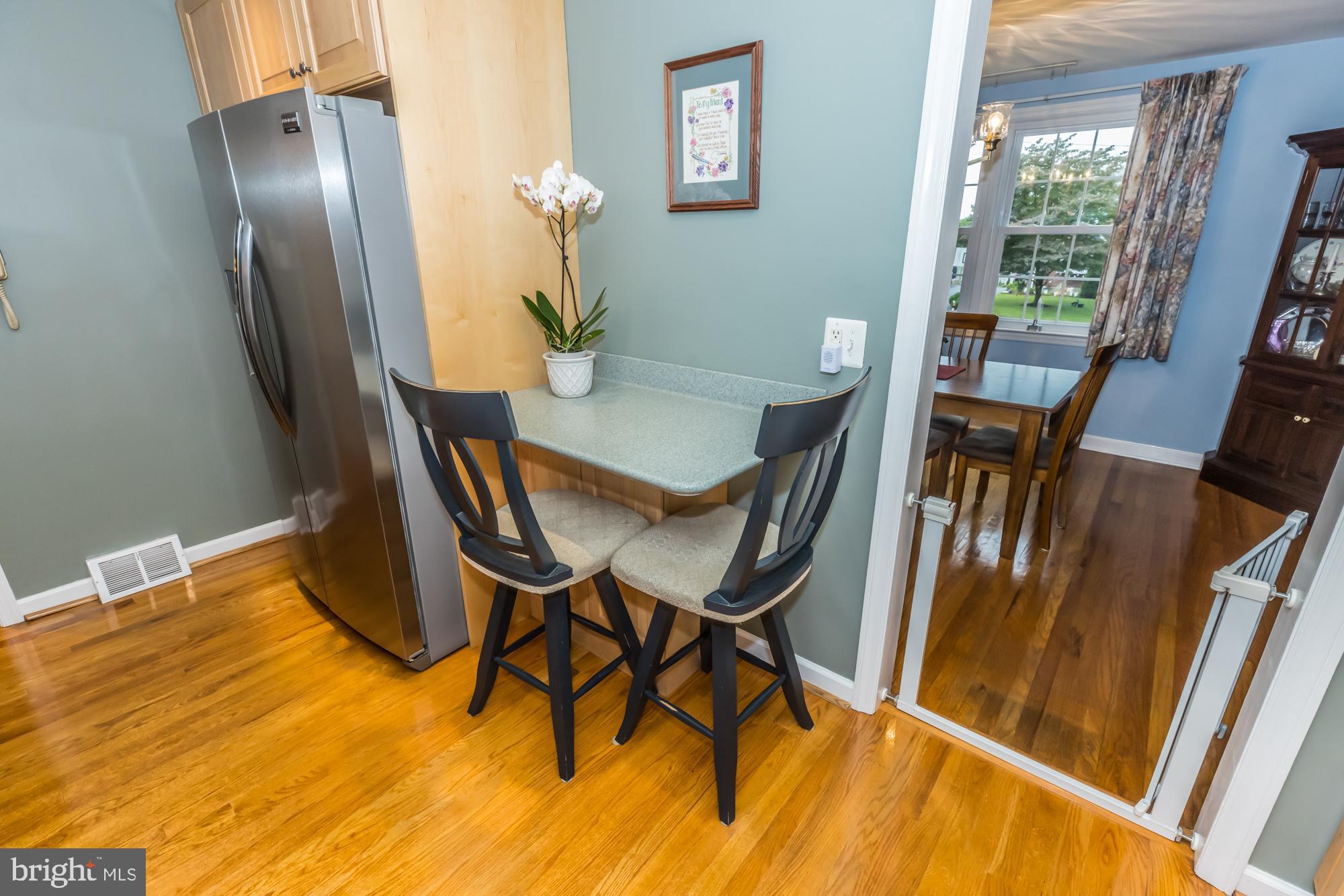 319 Gibbons Road Springfield, PA 19064 - Photo 22 of 40 Eat-in Kitchen