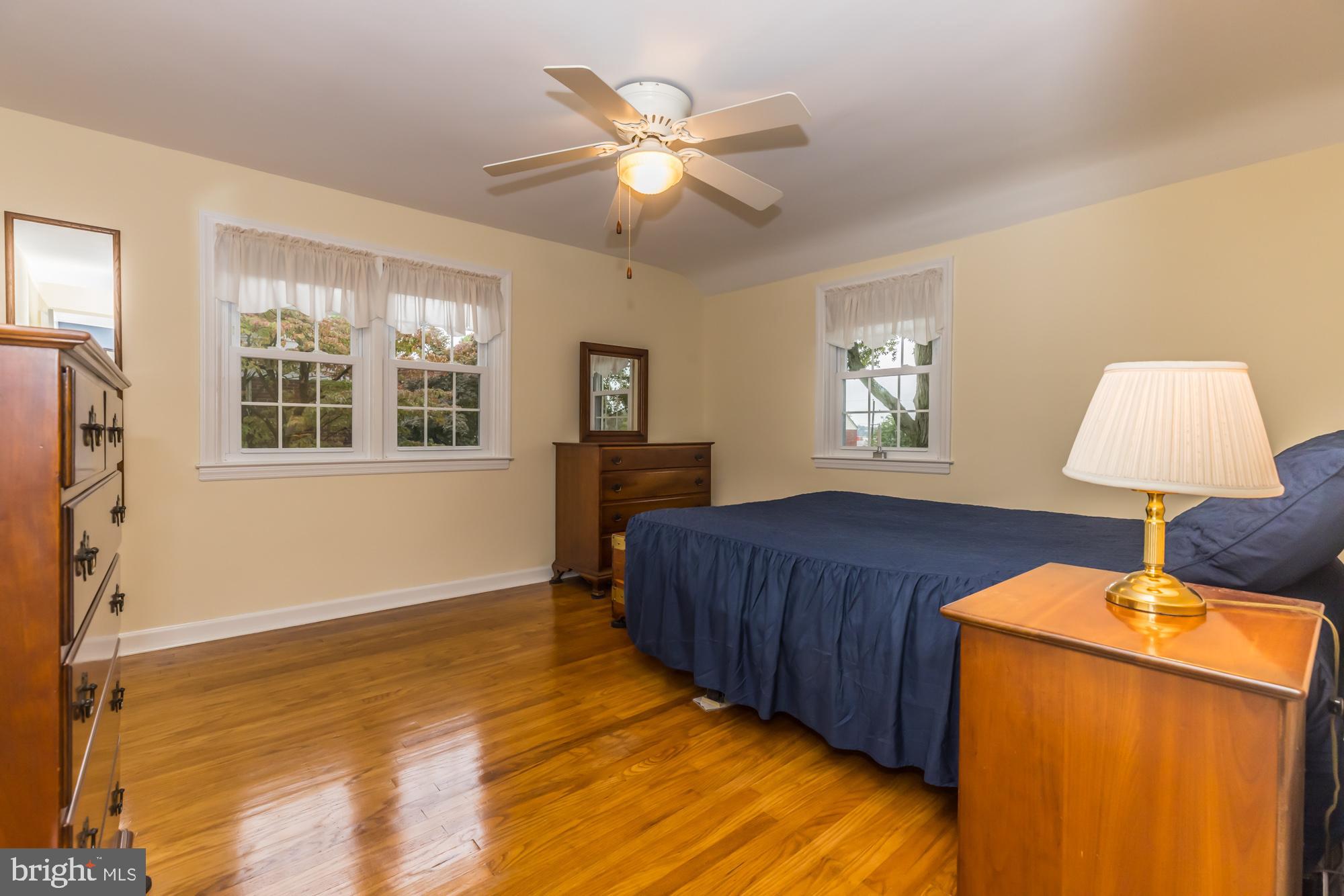 319 Gibbons Road Springfield, PA 19064 - Photo 23 of 40 Master Bedroom with hardwood floors