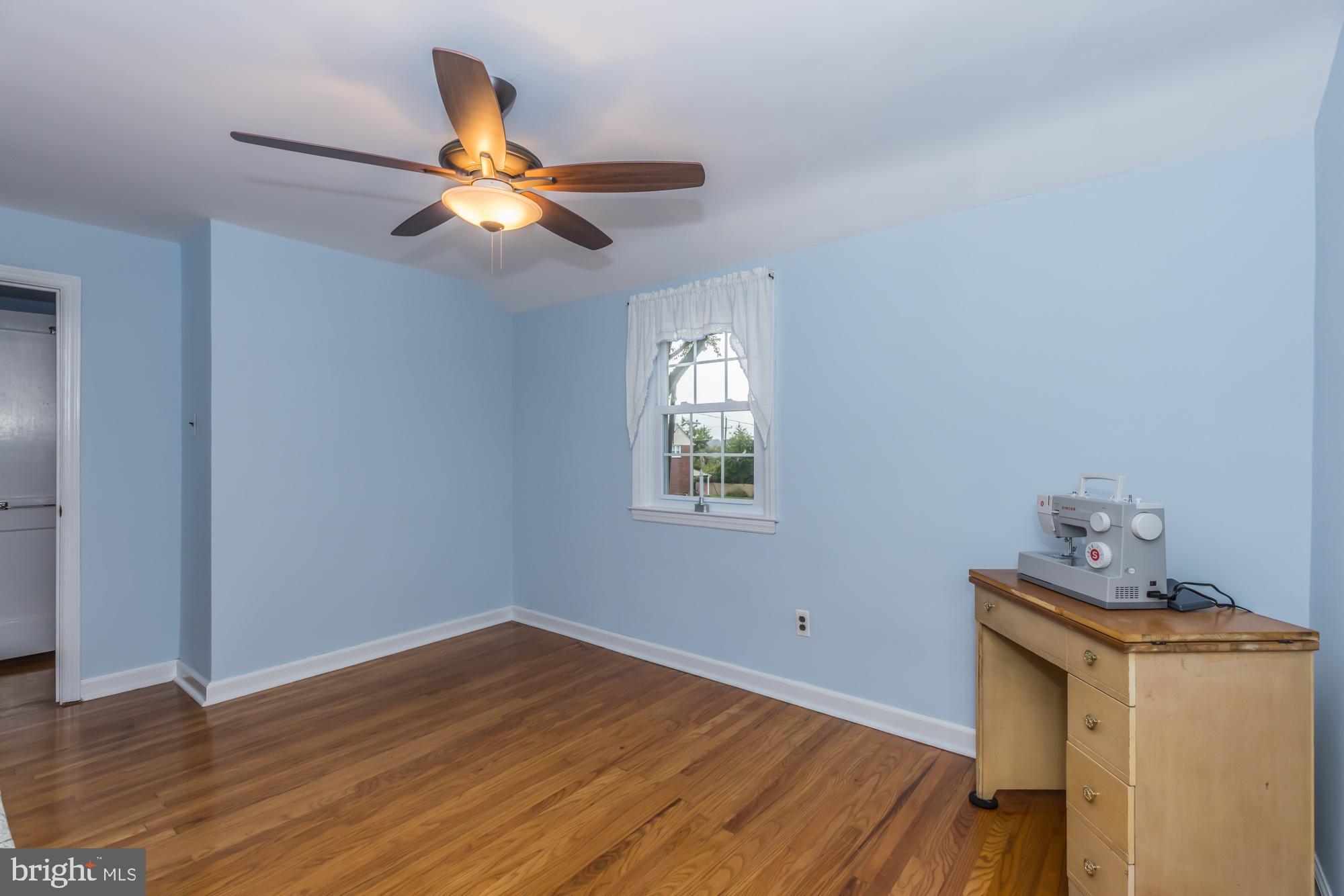 319 Gibbons Road Springfield, PA 19064 - Photo 30 of 40 Bedroom #3 with lighted ceiling fan