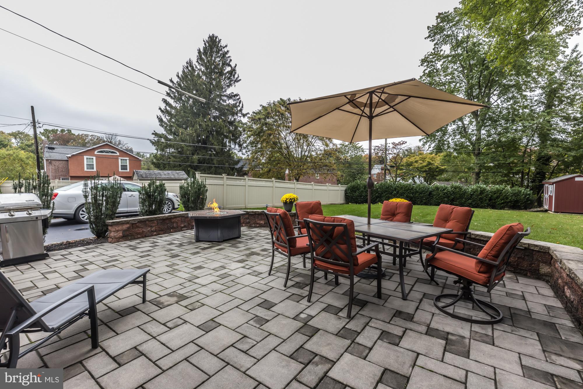 319 Gibbons Road Springfield, PA 19064 - Photo 39 of 40 Paver patio