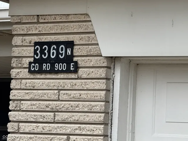 $249,900 | 3369 North County Road 900 East, Seymour, IN 47274