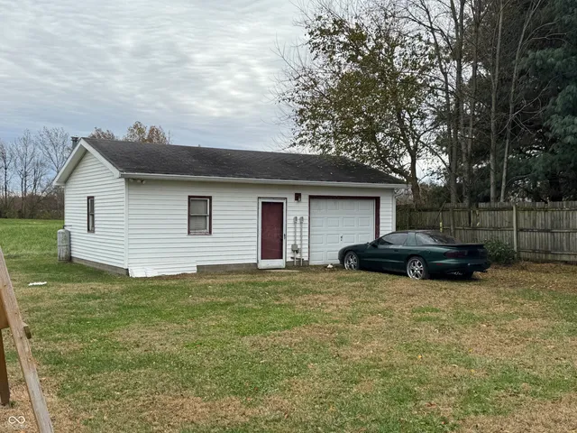 $249,900 | 3369 North County Road 900 East, Seymour, IN 47274