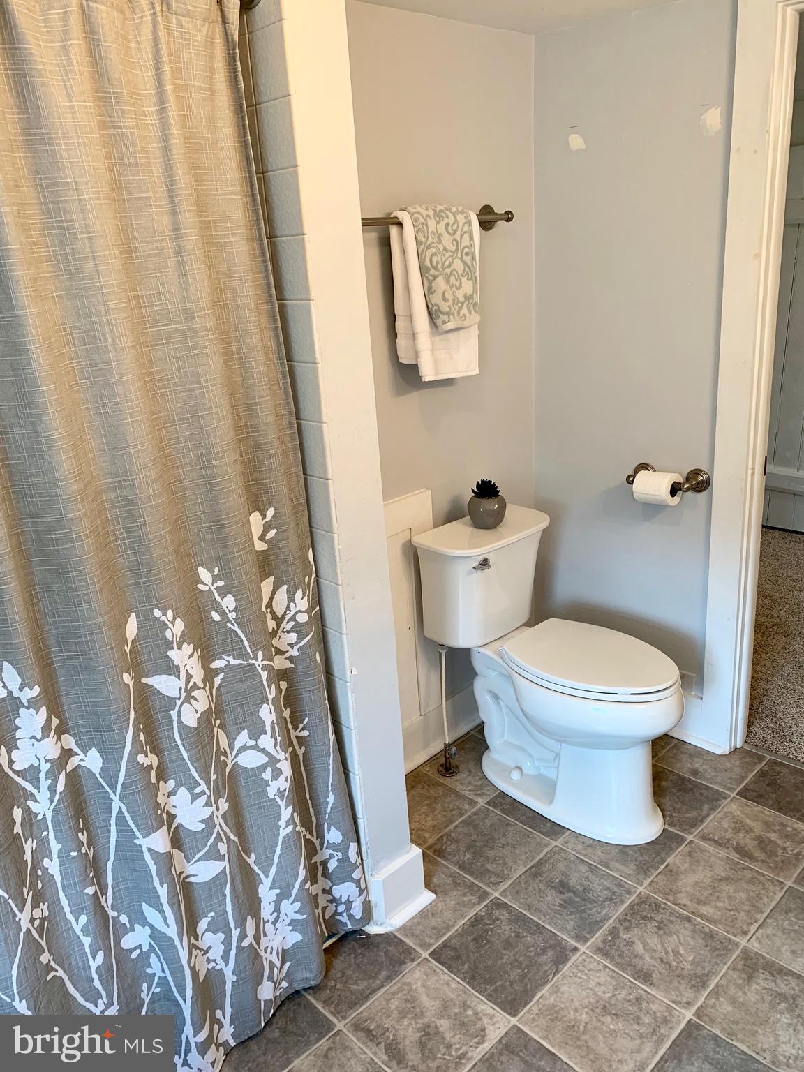 2518 Manchester Road Westminster, MD 21157 - Photo 22 of 30 Full Bath