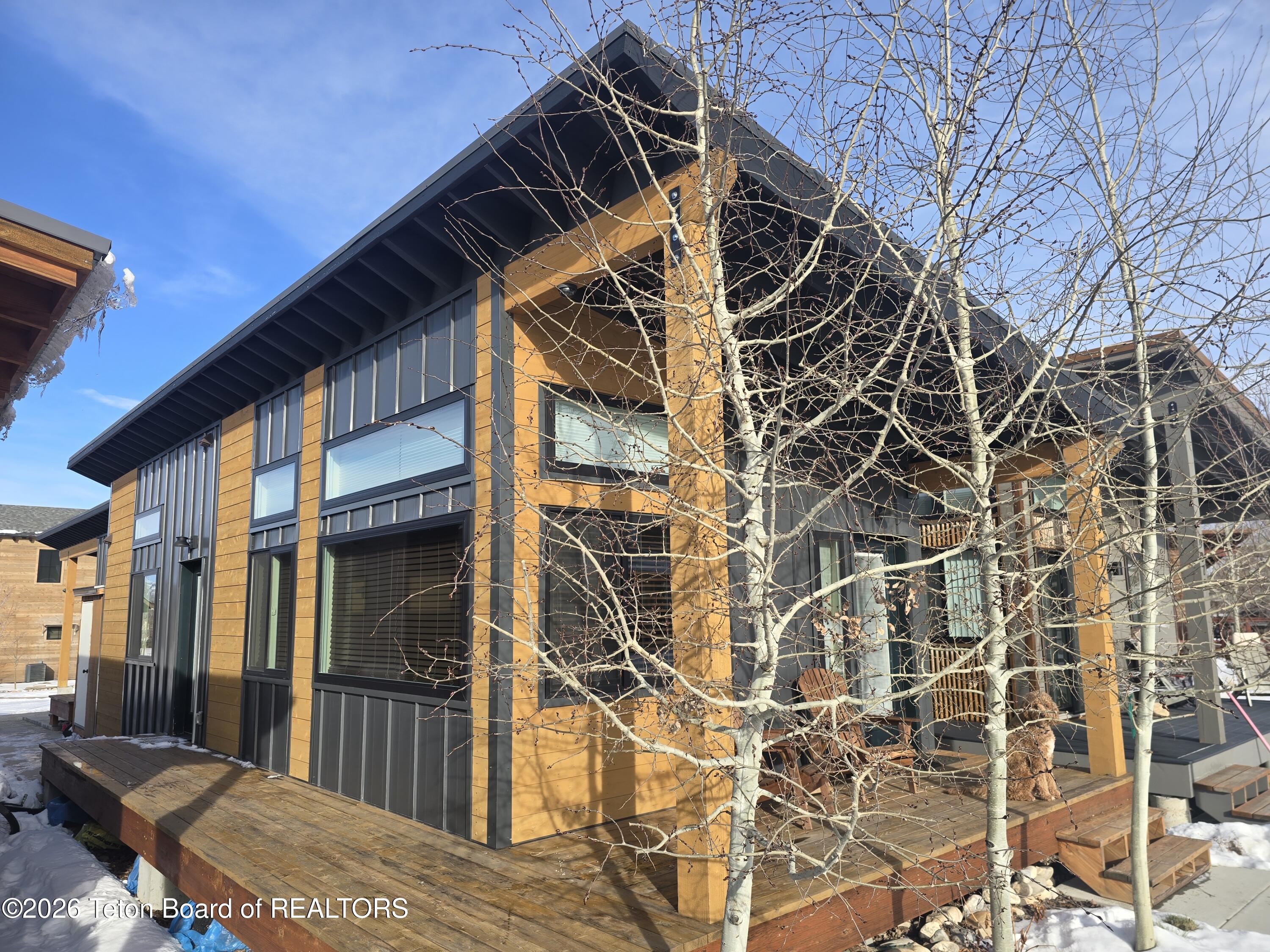 9076 Red Mountain Way Victor, ID 83455 - Photo 4 of 30 20260113_104818