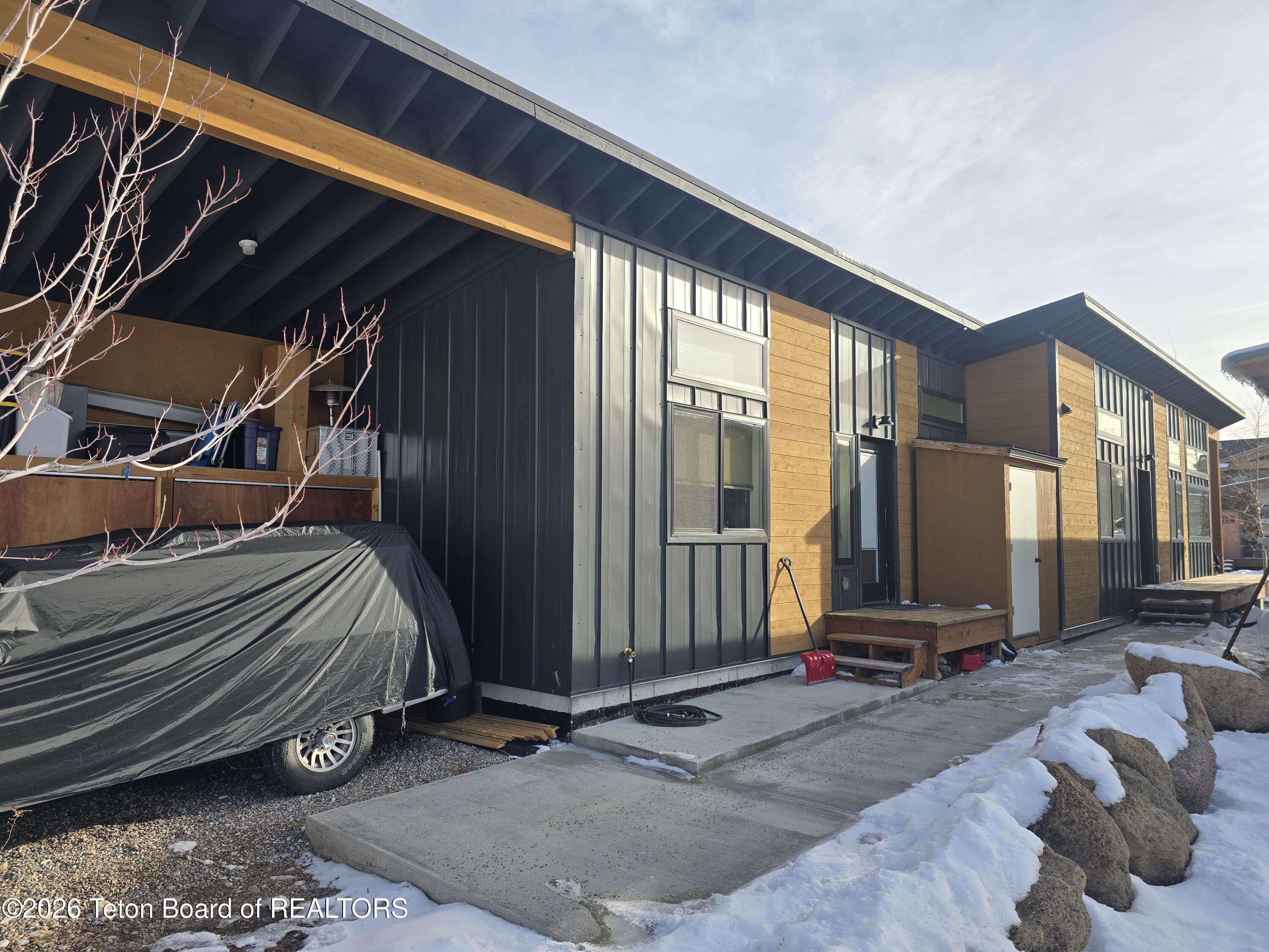 9076 Red Mountain Way Victor, ID 83455 - Photo 5 of 30 20260113_105153