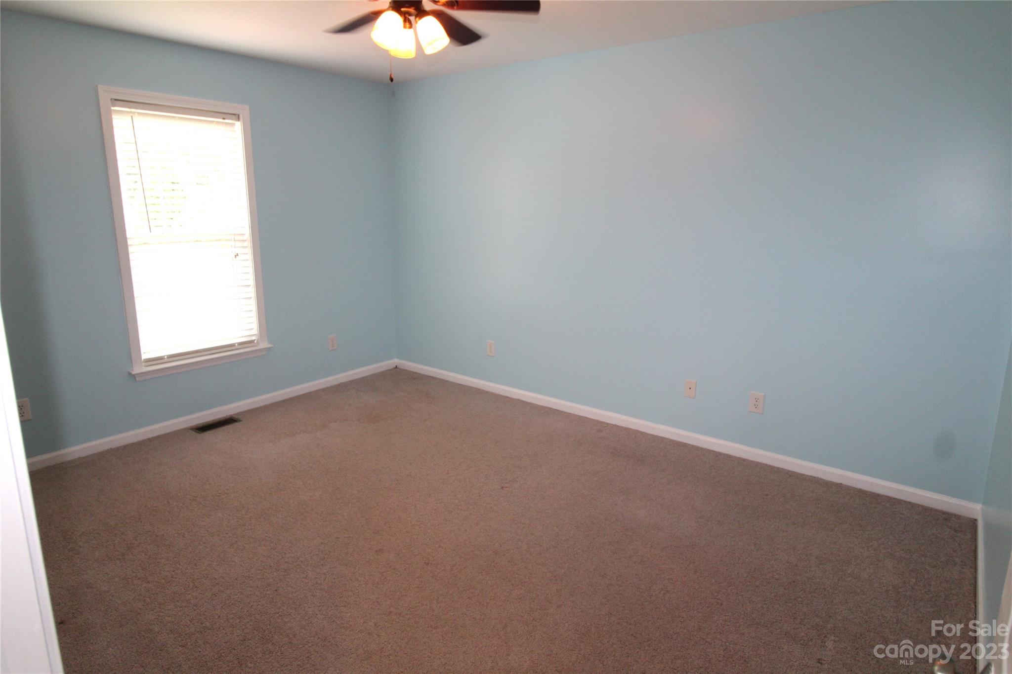 2284 Southbend Road Clover, SC 29710 - Photo 16 of 25 Gallery Image 16