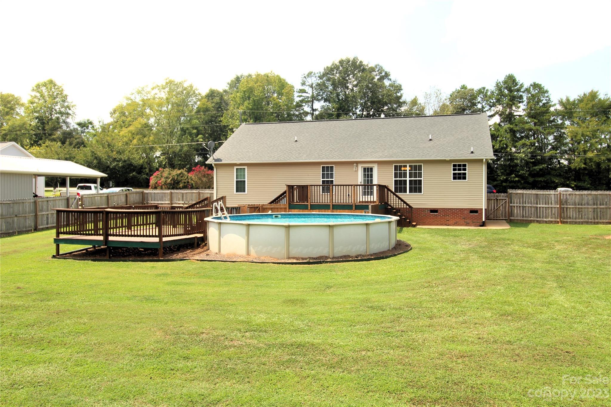 2284 Southbend Road Clover, SC 29710 - Photo 18 of 25 Gallery Image 18