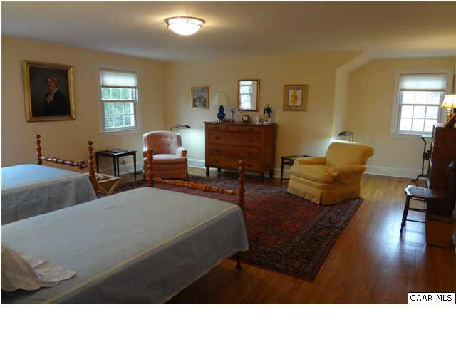 1436 Grove Road Charlottesville, VA 22901 - Photo 18 of 25 Upstairs guext room.