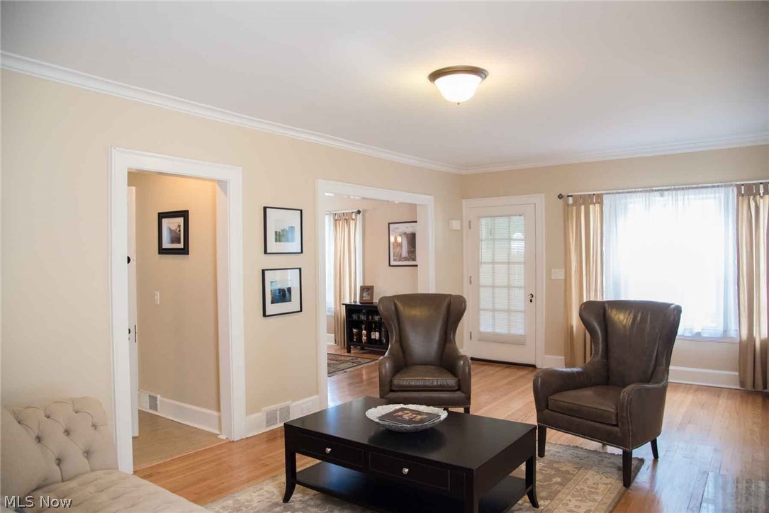 3420 Clarendon Road Cleveland, OH 44118 - Photo 12 of 30 Gallery Image 12