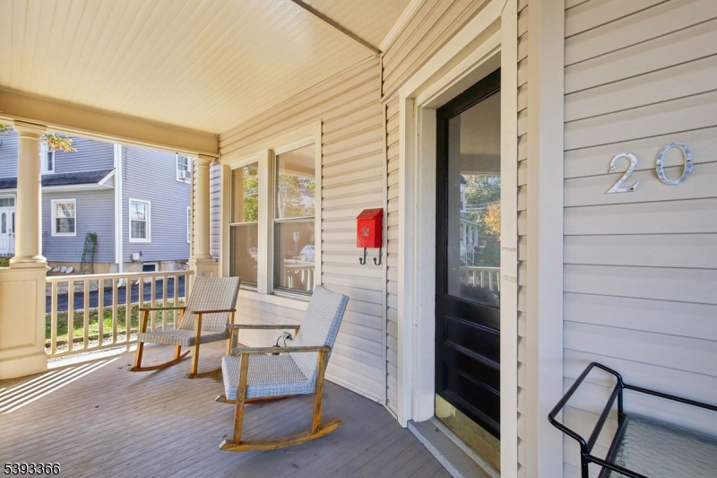 20 Kent Pl Boulevard Summit, NJ 07901 - Photo 3 of 17