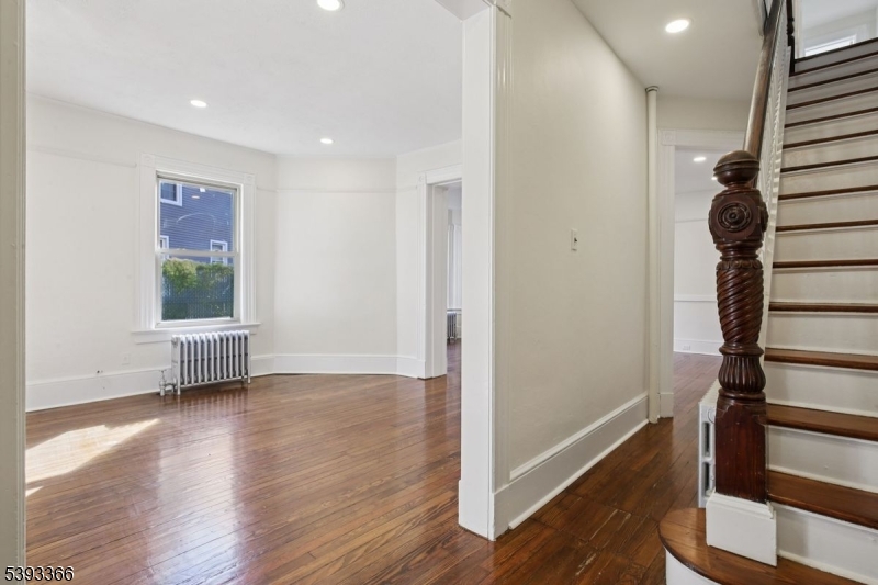 20 Kent Pl Boulevard Summit, NJ 07901 - Photo 4 of 17