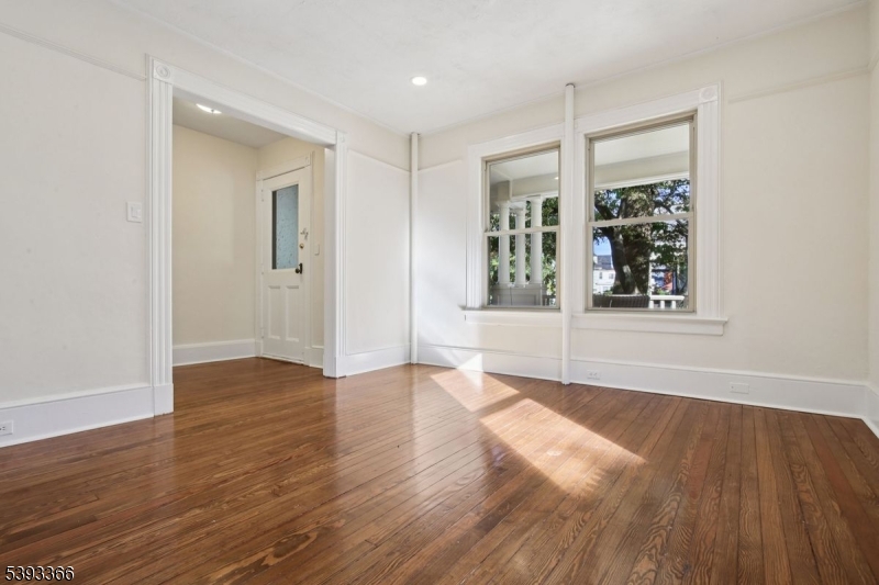 20 Kent Pl Boulevard Summit, NJ 07901 - Photo 6 of 17