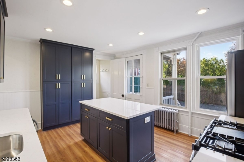 20 Kent Pl Boulevard Summit, NJ 07901 - Photo 10 of 17