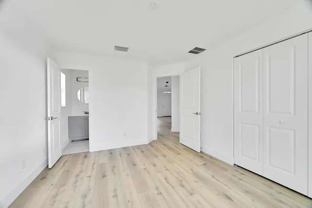 $359,900 | 5584 Southeast Katharine Avenue, Stuart, FL 34997