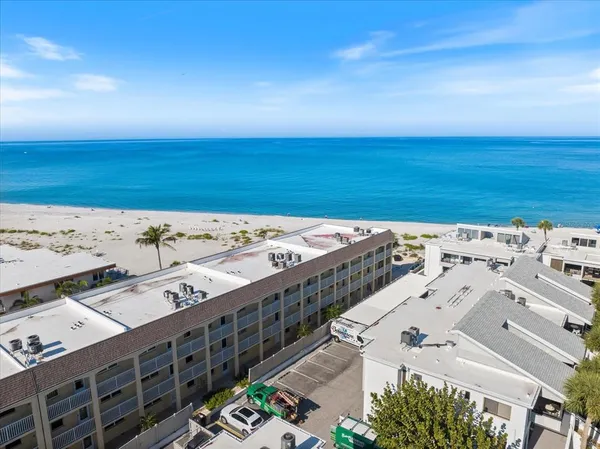 $3,000 | 1400 Tarpon Center Drive, Unit 204, Venice, FL 34285