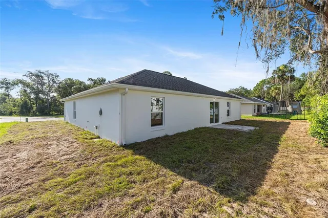 $2,200 | 636 Northeast 130th Court, Silver Springs, FL 34488
