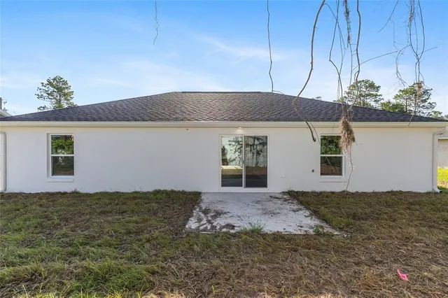 $2,200 | 636 Northeast 130th Court, Silver Springs, FL 34488