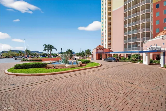 $469,000 | 2743 First Street, Unit 701, Fort Myers, FL 33916