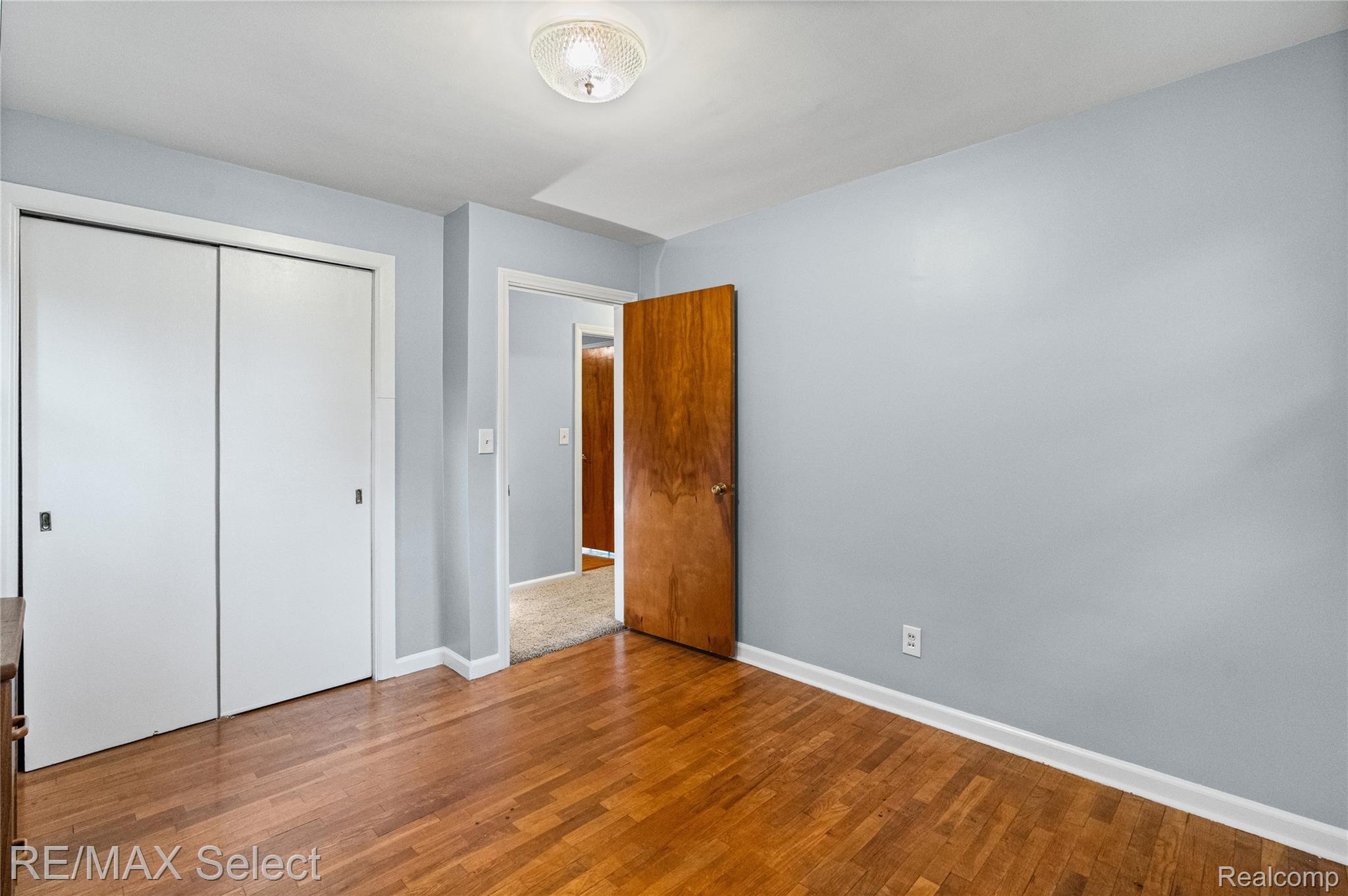 3323 East Carpenter Road Flint, MI 48506 - Photo 27 of 35 3323 E Carpenter Rd 35.jpg