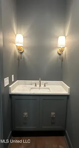 $725,000 | 1427 Highland Park Drive, Jackson, MS 39211