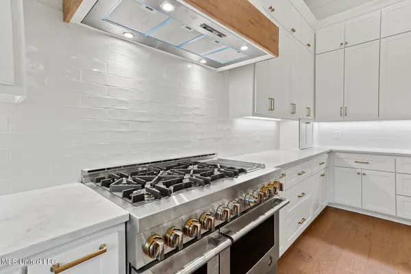 $724,500 | 1427 Highland Park Drive, Jackson, MS 39211