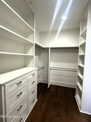 $725,000 | 1427 Highland Park Drive, Jackson, MS 39211