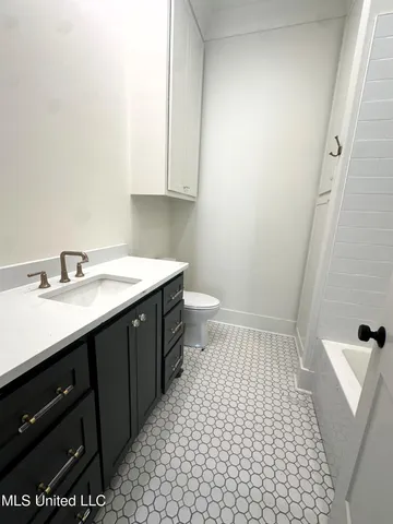 $725,000 | 1427 Highland Park Drive, Jackson, MS 39211