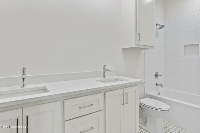 $724,500 | 1427 Highland Park Drive, Jackson, MS 39211