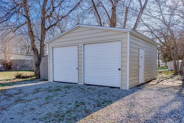 $249,000 | 1309 Sanders Street, Harrisonville, MO 64701