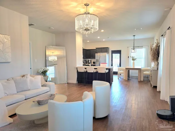 $2,400 | 7011 Brylington Boulevard, Pensacola, FL 32526