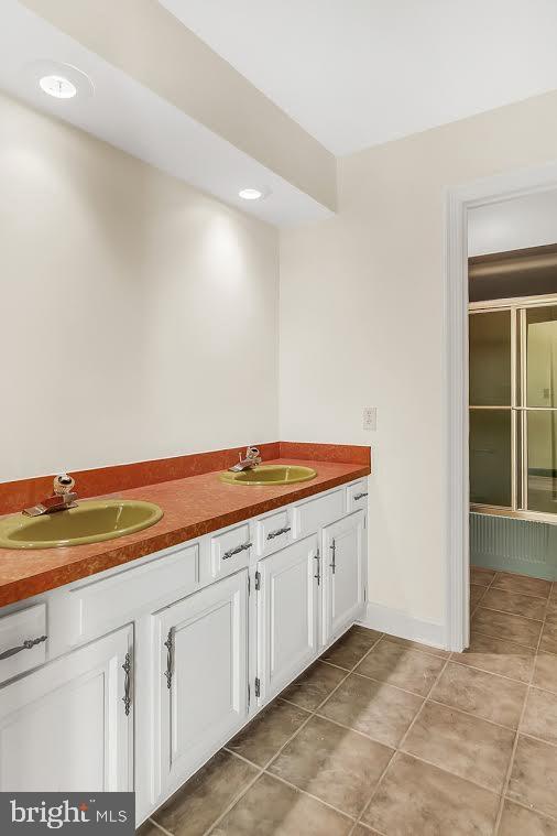6321 Hoff Road Spring Grove, PA 17362 - Photo 17 of 28