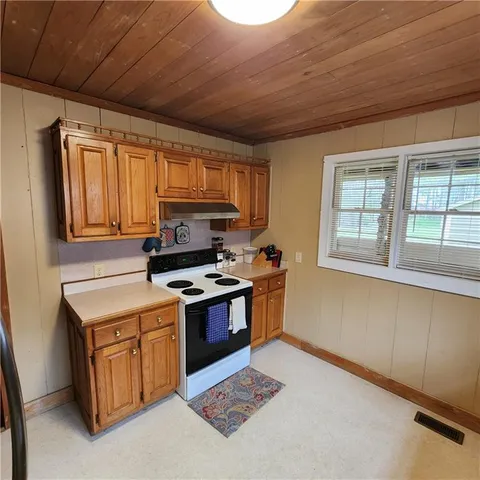 $320,000 | 582 South Cherokee Road, Social Circle, GA 30025