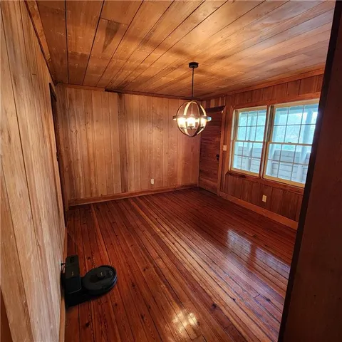 $320,000 | 582 South Cherokee Road, Social Circle, GA 30025