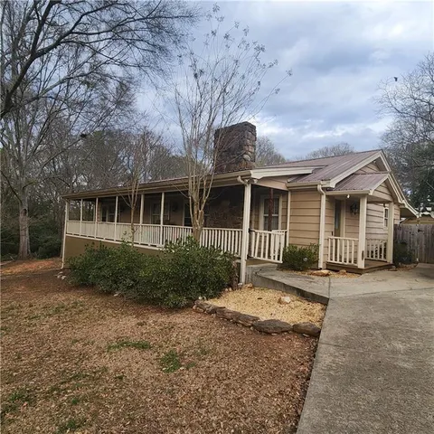 $320,000 | 582 South Cherokee Road, Social Circle, GA 30025