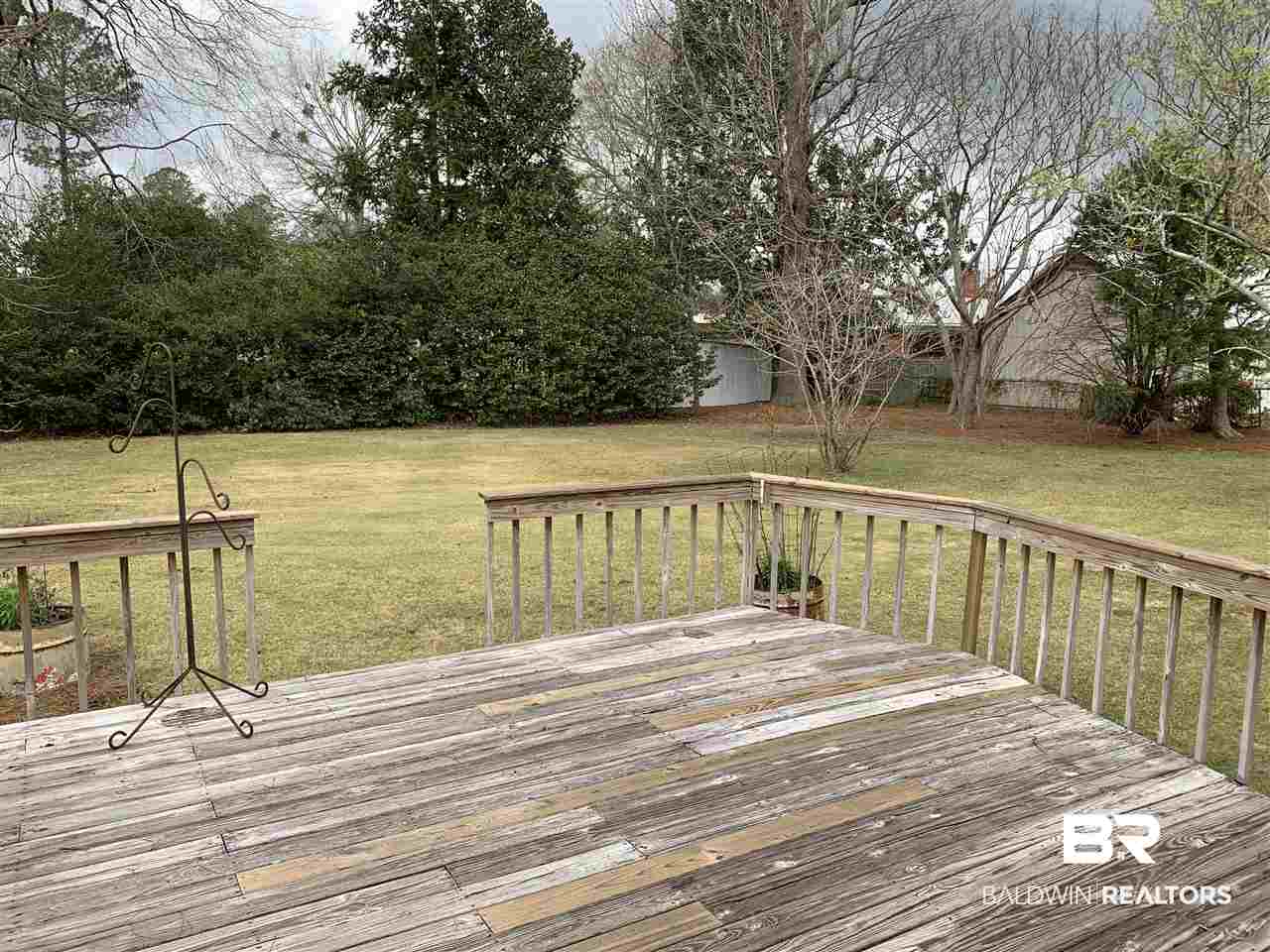 402 Beck Street Atmore, AL 36502 - Photo 6 of 21