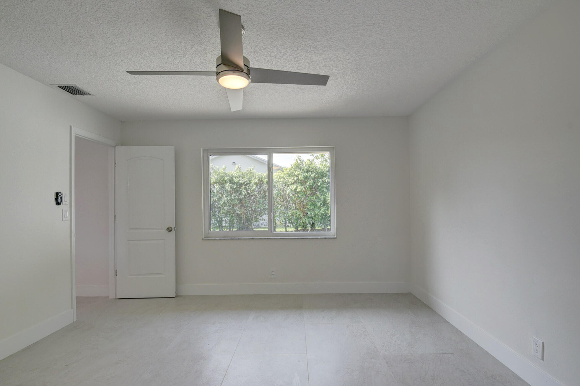 19495 Colorado Circle Boca Raton, FL 33434 - Photo 14 of 24 29_dsc_8608_09_10_11_12