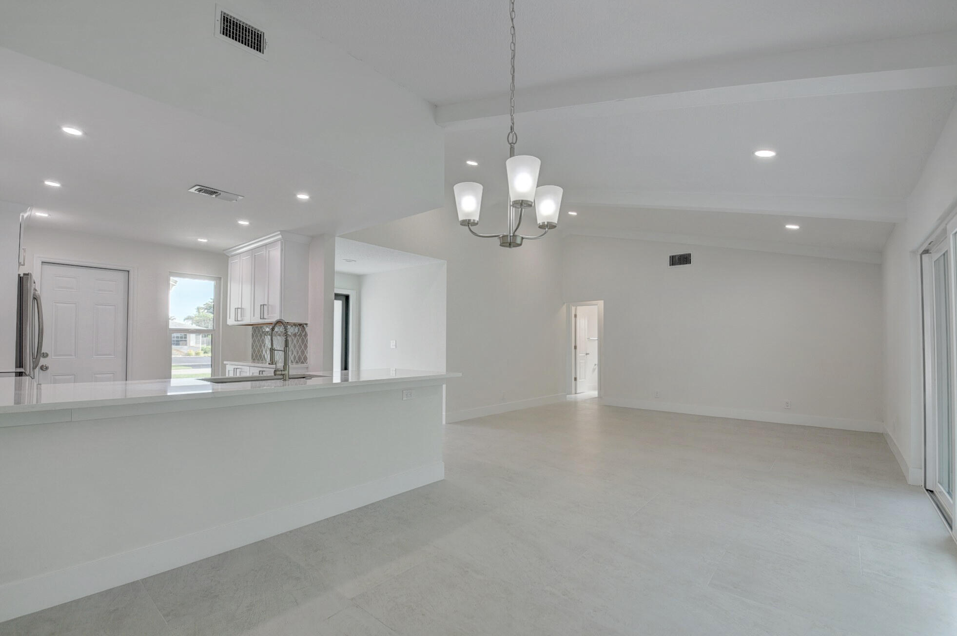 19495 Colorado Circle Boca Raton, FL 33434 - Photo 3 of 24 07_dsc_8343_4_5_6_7