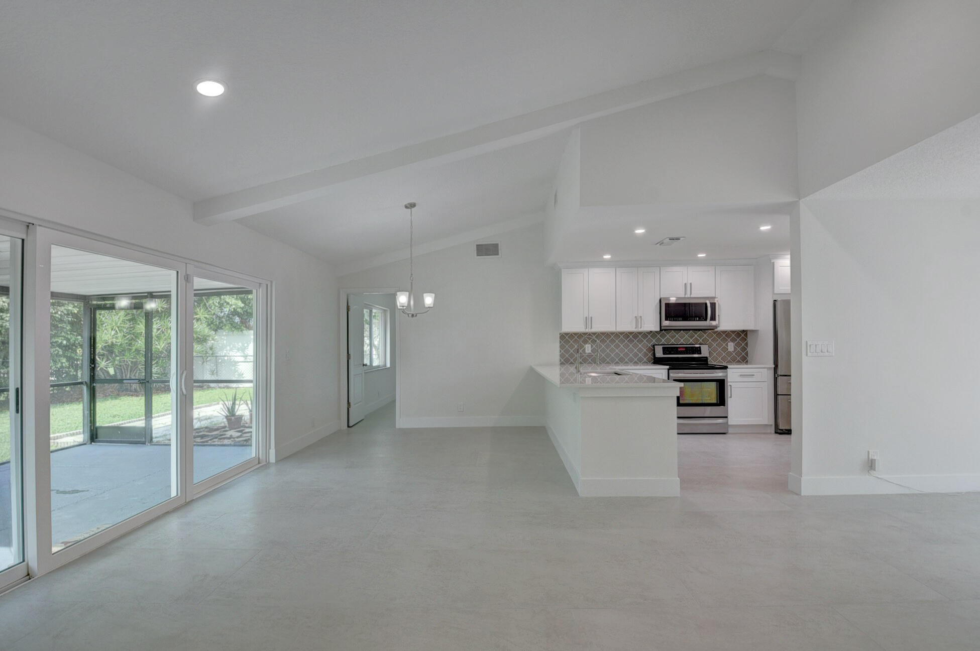 19495 Colorado Circle Boca Raton, FL 33434 - Photo 5 of 24 09_dsc_8403_4_5_6_7