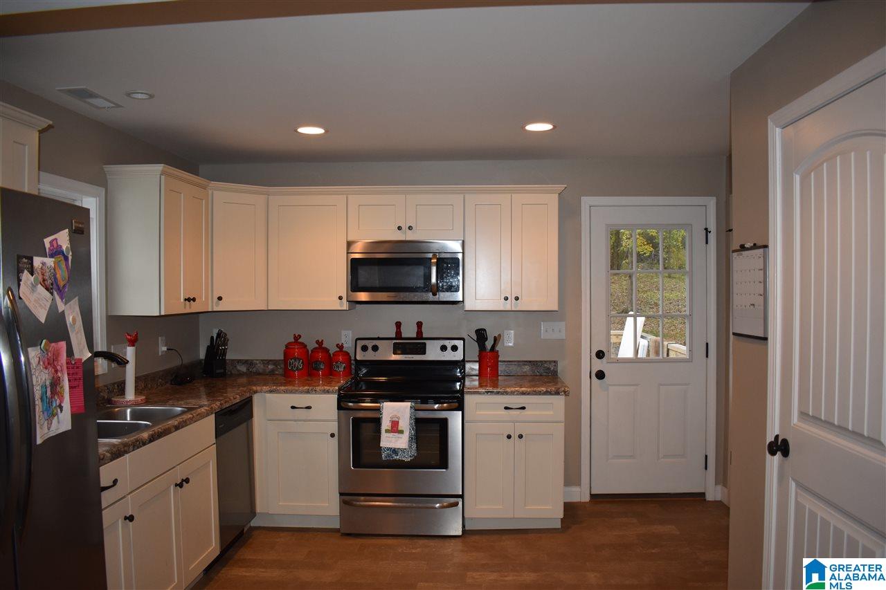 471 Chelsea Road Columbiana, AL 35051 - Photo 8 of 24 Gallery Image 8