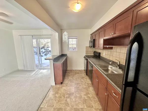 $1,625 | 845 Fountain Court, Unit B, Charlottesville, VA 22901