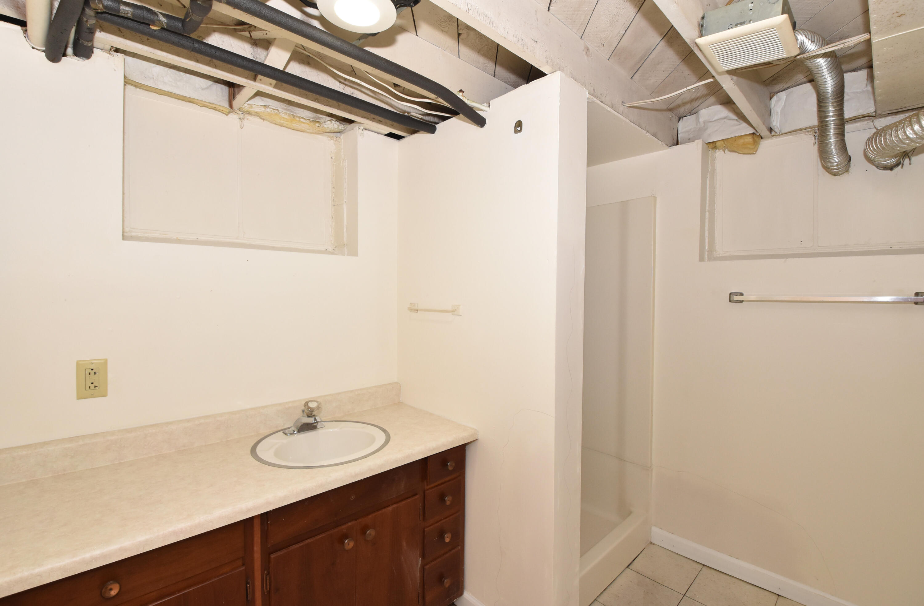 3115 Lasalle Street Racine, WI 53402 - Photo 22 of 25 Downstairs bathrrom