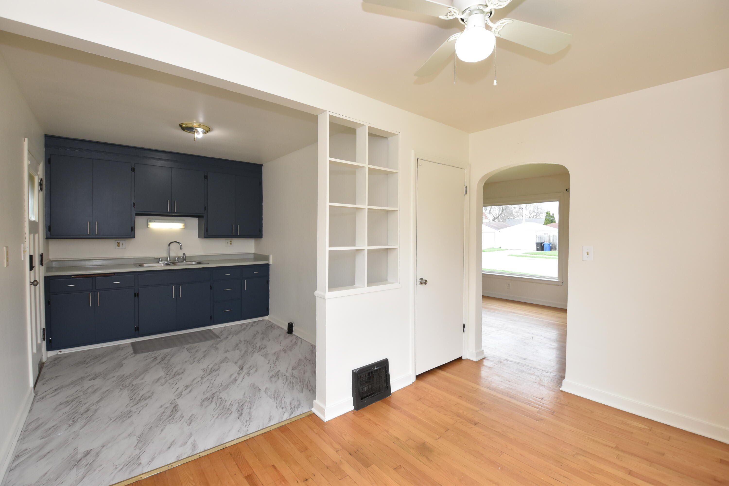 3115 Lasalle Street Racine, WI 53402 - Photo 10 of 25 Dining into kitchen